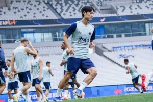 ⏳赛前官训·比赛日前24小时 转战上海，客战上海申花配图