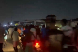 逼平葡萄牙!民主刚果首都金沙萨的球迷涌上街头狂欢庆祝配图