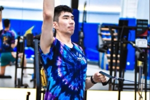 期待健康归来!余嘉豪晒训练照:恢复中 我很快就会回来配图