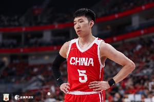 有些乱!中国男篮第三节出现了10次失误 荷兰仅为5次配图