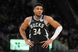 NBA历史仅KG一人领跑队史得分&篮板&助攻&抢断&盖帽 字母险些达成配图