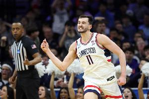NBA选秀大会：骑士29顺位选中卡拉班送至国王换回34号签+1次轮！配图