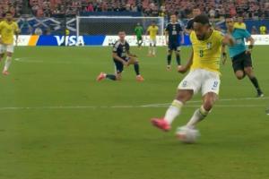 库尼亚连场破门！巴西3-0领先苏格兰，吉马良斯两送助攻配图