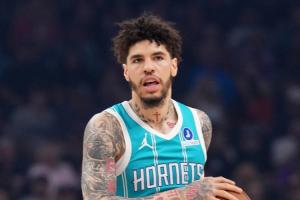 弗莱：三球在狼队会变得更成熟 NBA正式重回三巨头抱团时代配图