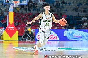 媒体人：山东男篮有意王岚嵚 他们愿意支付数额不小的转会费配图