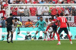 重回小组第1！萨卡角球开出，贝林厄姆破门，英格兰1-0领先巴拿马配图