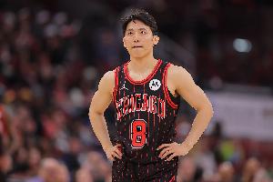 媒体人：河村根本入不了CBA法眼 除非有球队像签JCole那样搞噱头配图