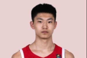 媒体人:中国U17男篮和加拿大有着绝对的天赋差距 但结果能够接受配图