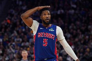 NBA发言人:正审查针对比斯利和戴维斯的联邦起诉书 将全力配合配图