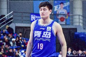 2020年CBA状元！媒体人：区俊炫预计加盟NBL球队香港金牛配图