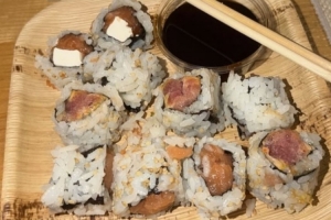 意义明确巴西淘汰日本后,帕奎塔社媒晒照爽吃寿司配图