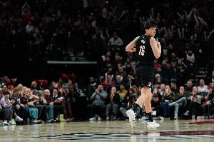 媒体人:开拓者需要运动型45号位 杨瀚森在NBA的空间会被继续挤压配图