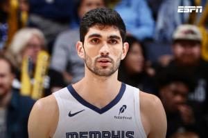 Shams：灰熊将阿尔达马送去独行侠 换AJ·约翰逊+1首轮+2次轮配图