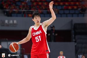 杨瀚森连续取分！媒体人：终于又能让日本感受NBA首轮秀内线威力配图