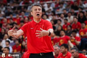 马健:中国男篮要拿出点儿防守和变化 给出该赢球的对抗配图