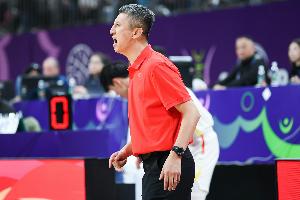 媒体人：中国男篮只有12名球员前往韩国 其他球员回北京继续训练配图