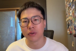 解说：老艺术家赵继伟开场发威定胜局 恭喜中国男篮活下来了配图
