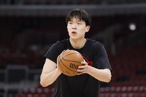解说：杨瀚森的定位不是核心球员 若竞争不过卡尔森该回来就回来配图