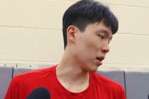 杨瀚森:回到开拓者一切都很顺利 每个人都跟我沟通并给予我帮助配图