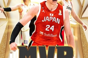场均21.6分9.4板 日本归化中锋霍金森当选世预赛亚洲区第1阶段MVP配图