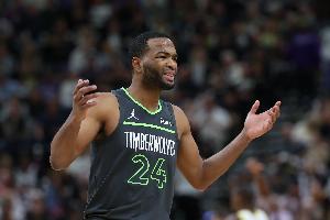 记者:前NBA球员TJ·沃伦 与欧洲球队巴黎男篮签约一年配图