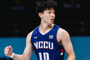 媒体人:宋昕澔目前的首选是CBA 但希望效力环境稳定没风险的球队配图